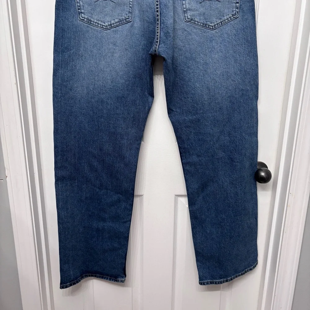 Medium Wash Loose Jeans | Levi’s Signature W36 L32 - Picture 12 of 13